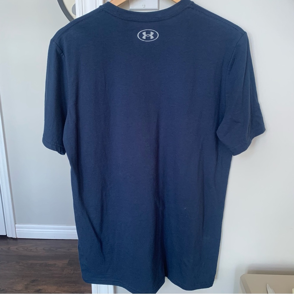 Under Armour Tee - Picture 2 of 6